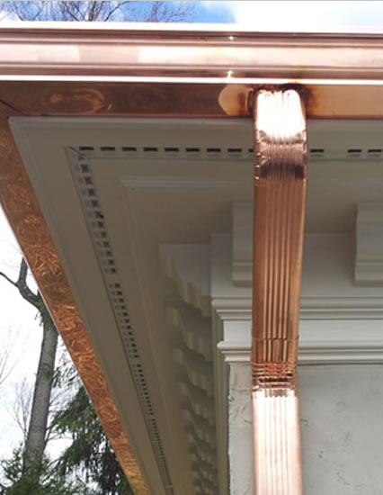 SEAMLESS GUTTERS